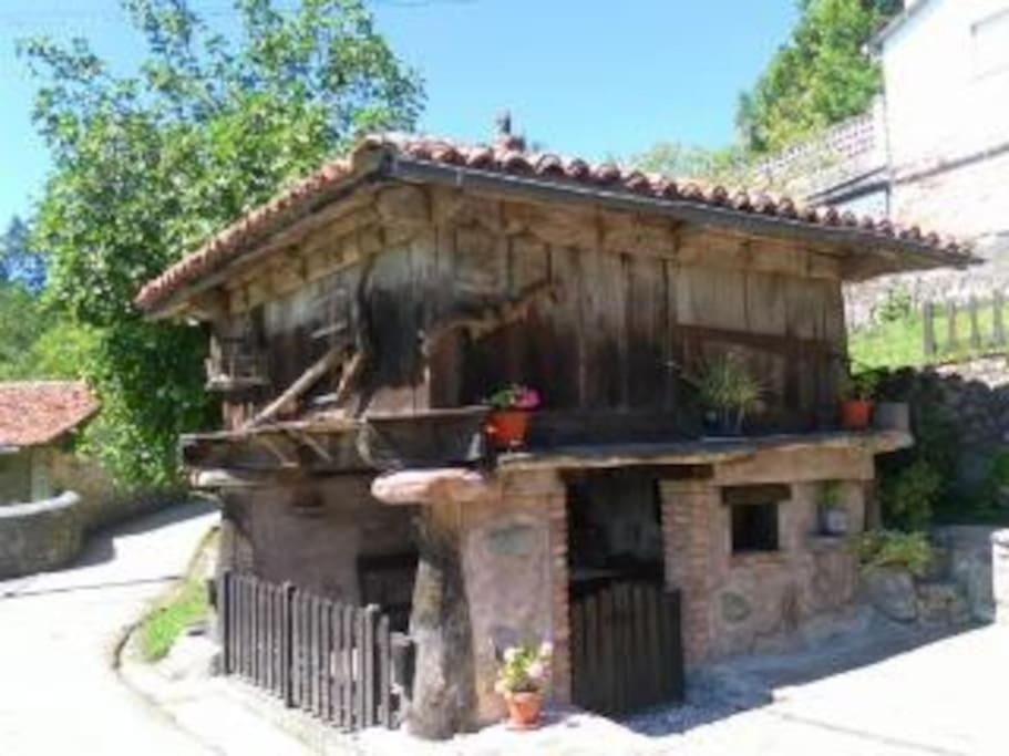 Casa Rural El Cotu En Onís Eksteriør bilde